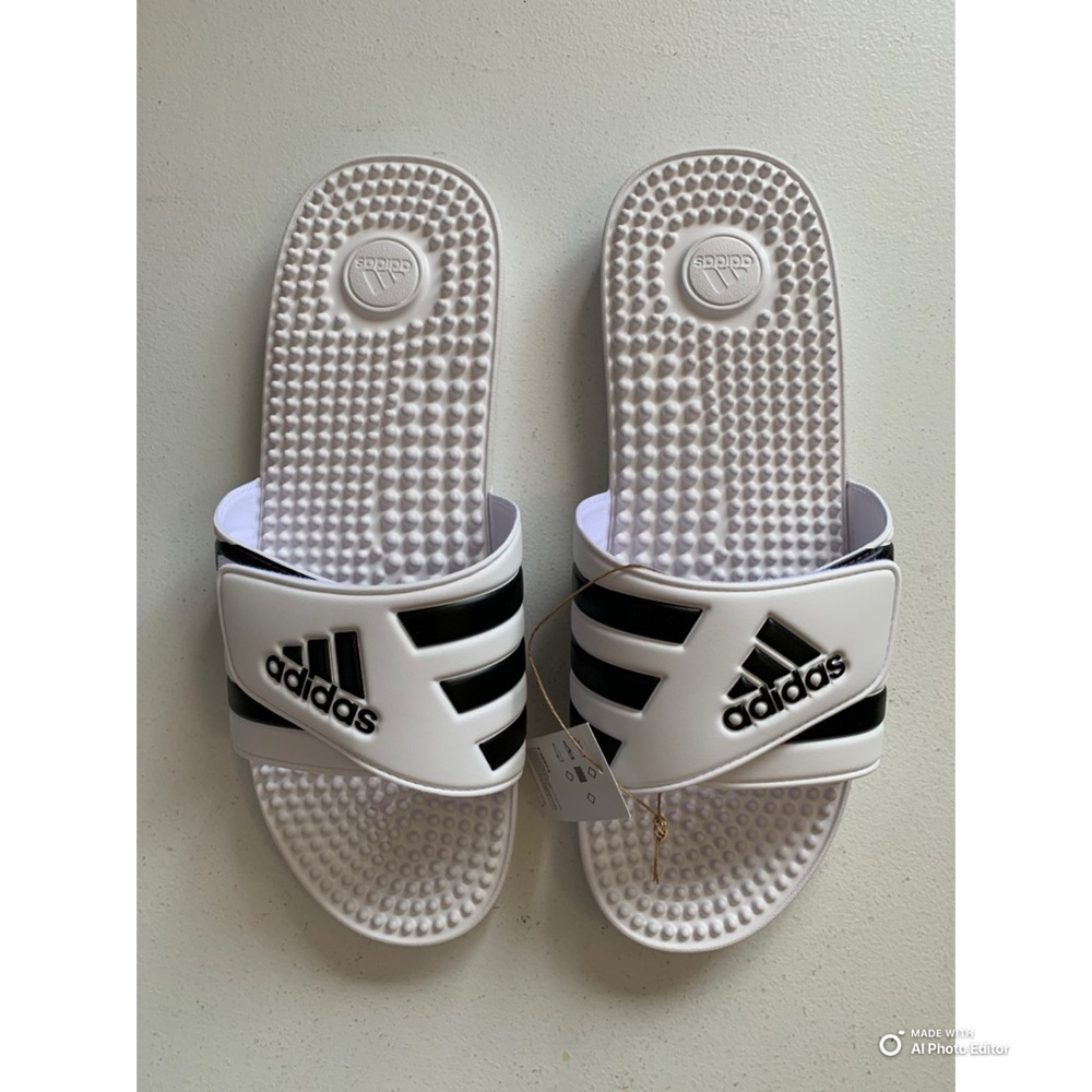 Adidas Adissage Slide Sandals Mens Size 17 Black & White NEW IN BOX